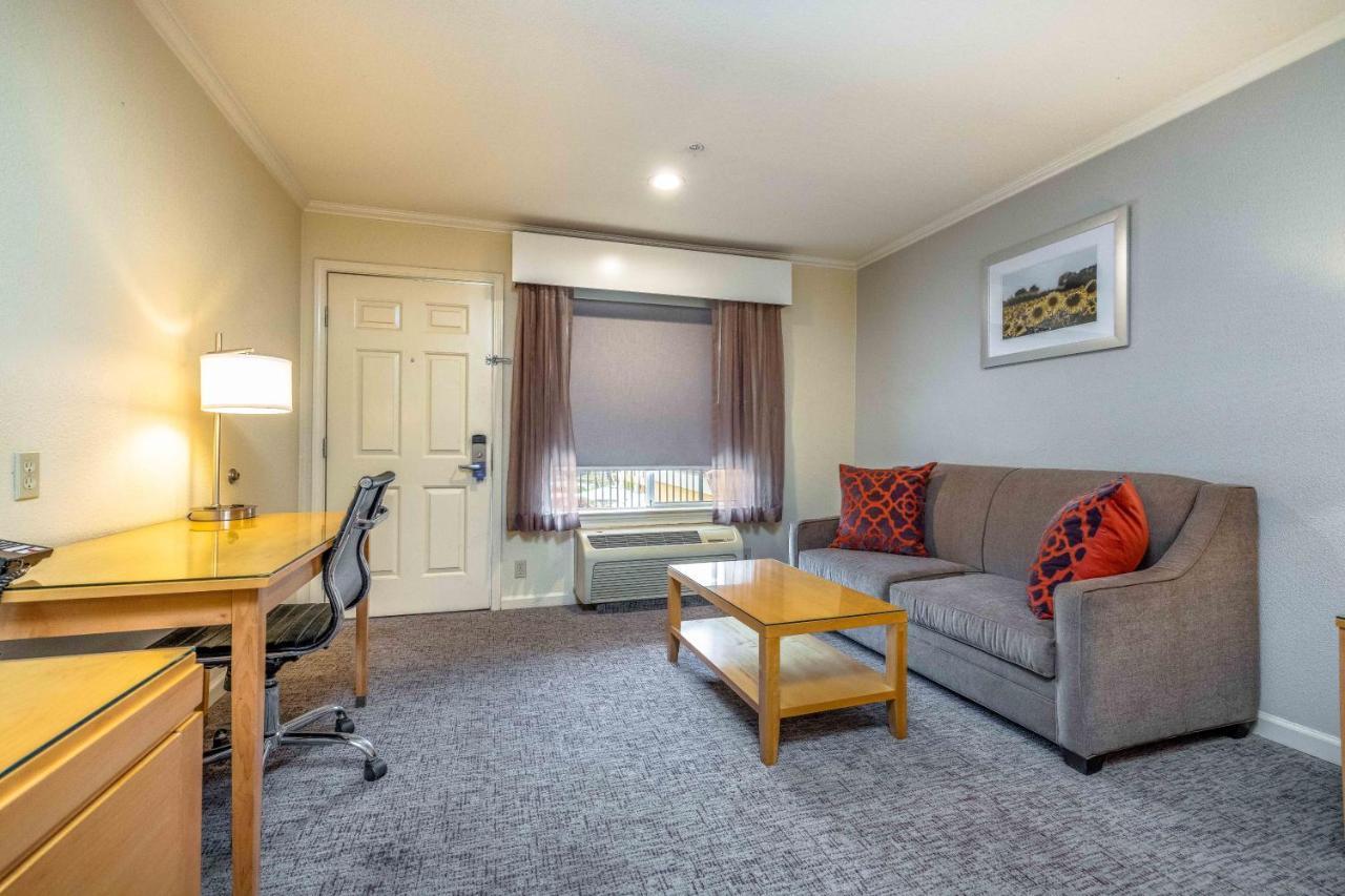 Best Western Plus Dixon Davis Luaran gambar